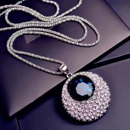 Maxbell Elegant Crystal Round Chain - Sparkle Your Way to Elegance