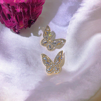 Maxbell Butterfly Earrings - Elegant and Delicate Butterfly-Shaped Earrings