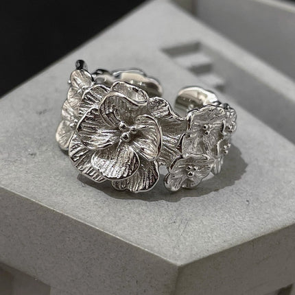 Maxbell Retro Gardenia Ring for Women - Luxurious, Adjustable Index Finger Ring in Niche Design
