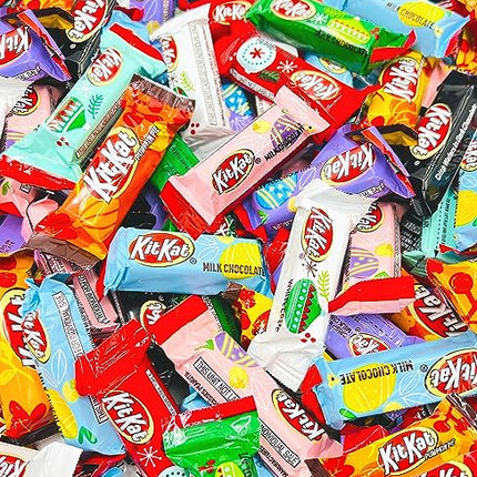 LaetaFood Halloween KITKAT Chocolate Candy Bars Assorted Flavors, Crisp Wafers Limited Edition (3 Pound Bag - Approx. 140 Count)